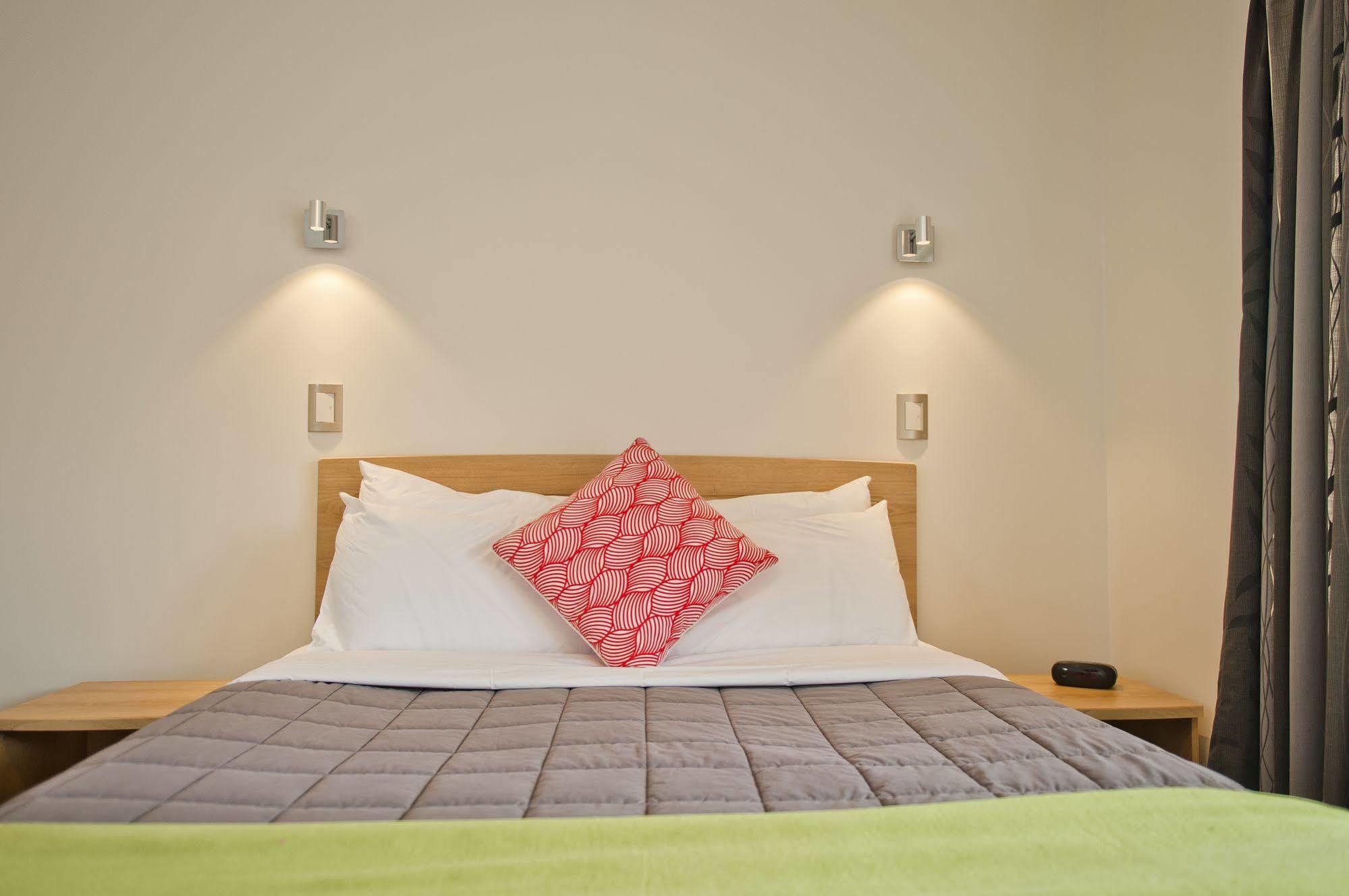 The Olive Motel Coromandel Exterior foto